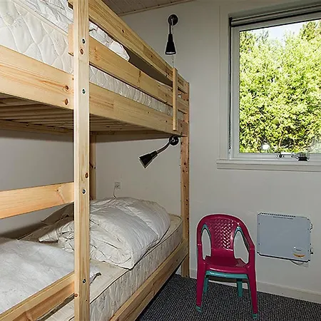 Three-bedroom Holiday In * Hals